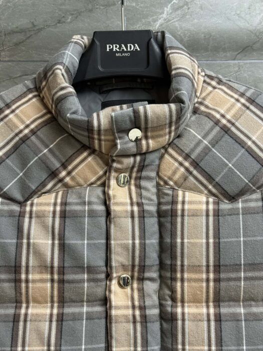 프라다 플레이드 다운 베스트 레플리카 미러급 SA급 S급 고퀄리티 하이엔드 최상급 의류 [여성] 3