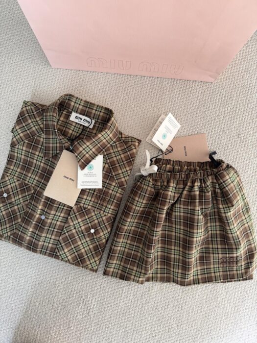 미우미우 체크 미니 스커트 레플리카 미러급 SA급 S급 고퀄리티 하이엔드 최상급 의류 [여성] 13