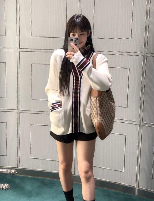 구찌 인타르시아 울 가디건 811242 레플리카 미러급 SA급 S급 고퀄리티 하이엔드 최상급 의류 [남성여성공용] 2