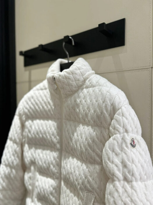 몽클레어 패딩 울 & 코튼 집업 가디건 레플리카 미러급 SA급 S급 고퀄리티 하이엔드 최상급 의류 [여성] 19