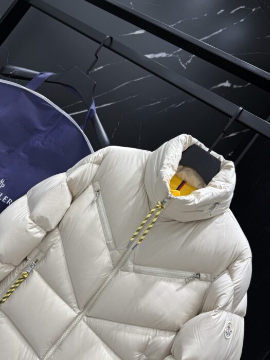 몽클레어 Katmai 숏 다운 자켓 레플리카 미러급 SA급 S급 고퀄리티 하이엔드 최상급 의류 [남성여성공용] 26