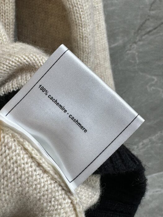 샤넬 페이크 투피스 스웨터 레플리카 미러급 SA급 S급 고퀄리티 하이엔드 최상급 의류 [여성] 16