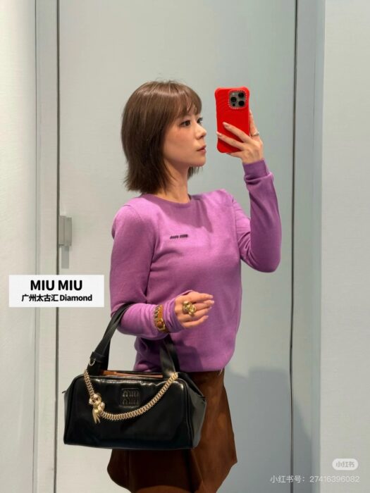 미우미우 캐시미어 실크 크루넥 스웨터 레플리카 미러급 SA급 S급 고퀄리티 하이엔드 최상급 의류 [여성] 19