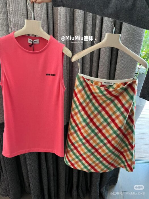 미우미우 대각선 체크 스커트 레플리카 미러급 SA급 S급 고퀄리티 하이엔드 최상급 의류 [여성] 16