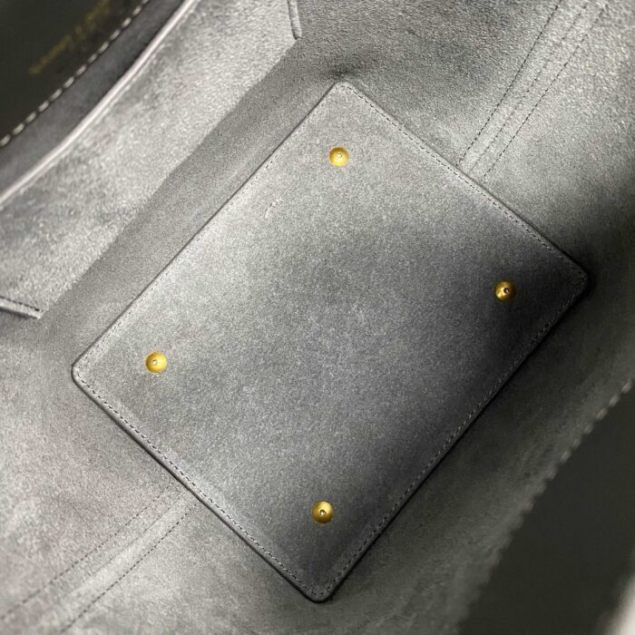 생로랑 유광 가죽 소재의 LE 37 스몰백 749036 블랙 레플리카 미러급 SA급 S급 고퀄리티 최상급 하이엔드 크로스백 가방 [여성] 3