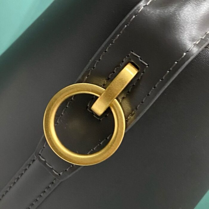 생로랑 유광 가죽 소재의 LE 37 스몰백 749036 블랙 레플리카 미러급 SA급 S급 고퀄리티 최상급 하이엔드 크로스백 가방 [여성] 9