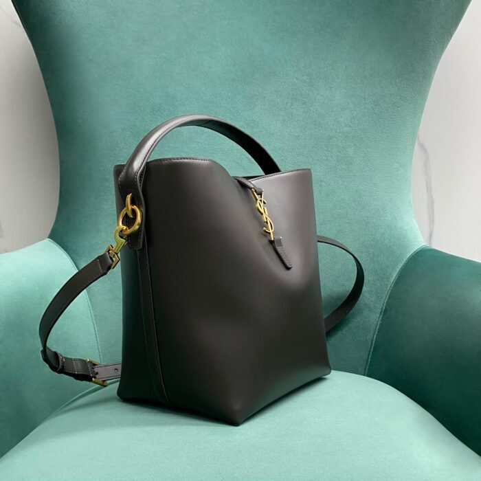 생로랑 유광 가죽 소재의 LE 37 742828 블랙 레플리카 미러급 SA급 S급 고퀄리티 최상급 하이엔드 크로스백 가방 [여성] 4