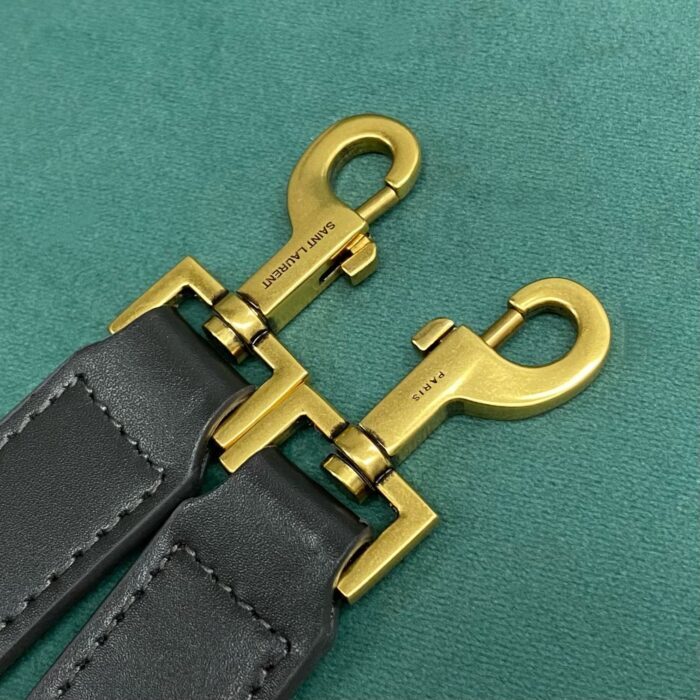 생로랑 유광 가죽 소재의 LE 37 742828 블랙 레플리카 미러급 SA급 S급 고퀄리티 최상급 하이엔드 크로스백 가방 [여성] 12