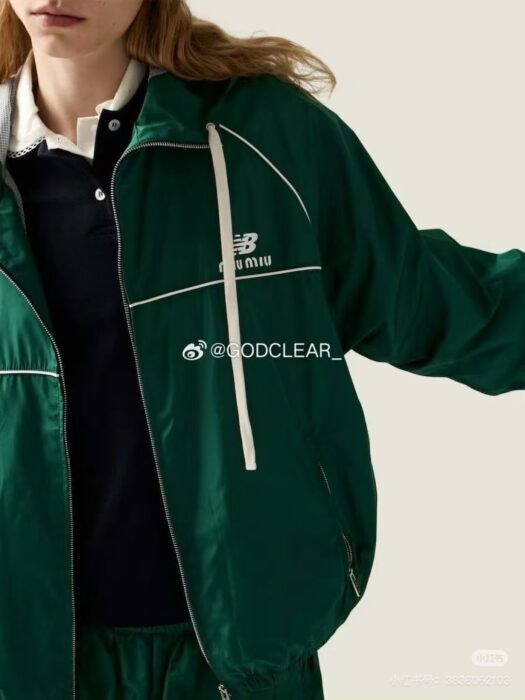 미우미우 x 뉴발란스 테크니컬 포플린 후디 자켓 레플리카 미러급 SA급 S급 고퀄리티 하이엔드 최상급 의류 [여성] 14