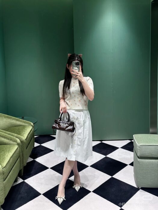 프라다 플로럴 프린트 울 크루넥 스웨터 레플리카 미러급 SA급 S급 고퀄리티 하이엔드 최상급 의류 [여성] 7