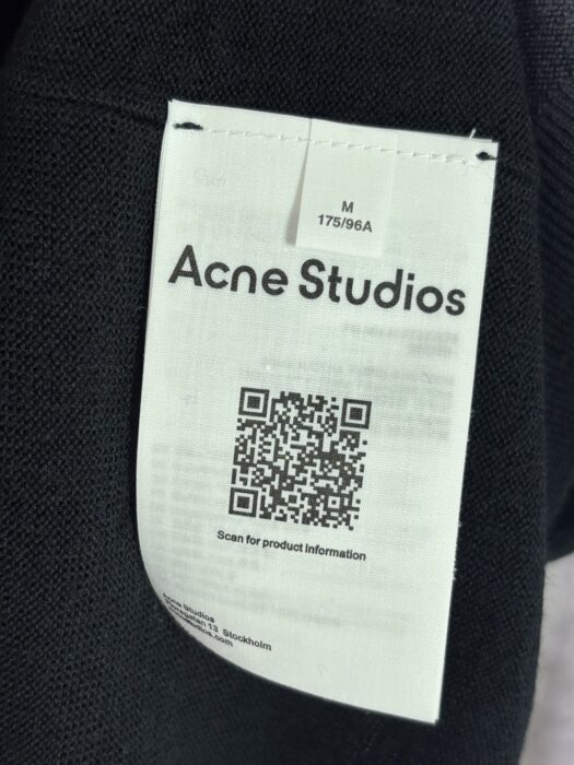 아크네스튜디오 ACNE Studios 뒷면 나비매듭 자수 지퍼 가디건 블랙 레플리카 미러급 SA급 S급 고퀄리티 하이엔드 최상급 의류 [남성] 16