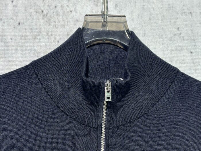 아크네스튜디오 ACNE Studios 뒷면 나비매듭 자수 지퍼 가디건 블랙 레플리카 미러급 SA급 S급 고퀄리티 하이엔드 최상급 의류 [남성] 9