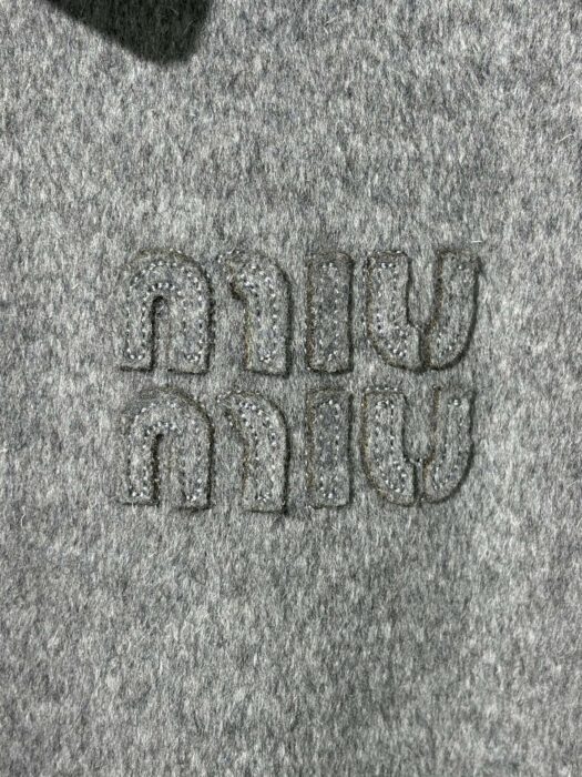 미우미우 그레이 자켓 ML1304SOOO 레플리카 미러급 SA급 S급 고퀄리티 하이엔드 최상급 의류 [남성여성공용] 15