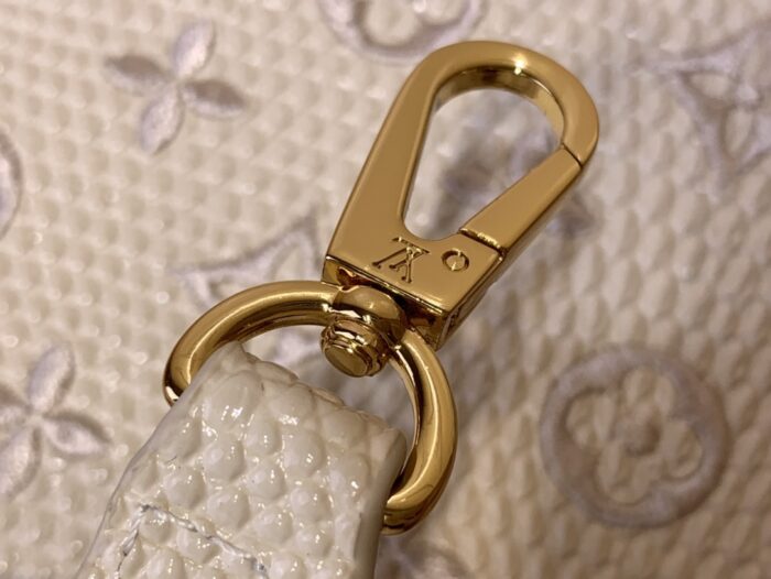 루이비통 카퓌신 미니 로고 자수 M48865 화이트 레플리카 미러급 SA급 S급 고퀄리티 최상급 하이엔드 가방 [여성] 7