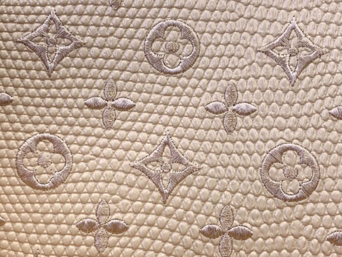 루이비통 카퓌신 BB 로고 자수 M48865 화이트 레플리카 미러급 SA급 S급 고퀄리티 최상급 하이엔드 가방 [여성] 7