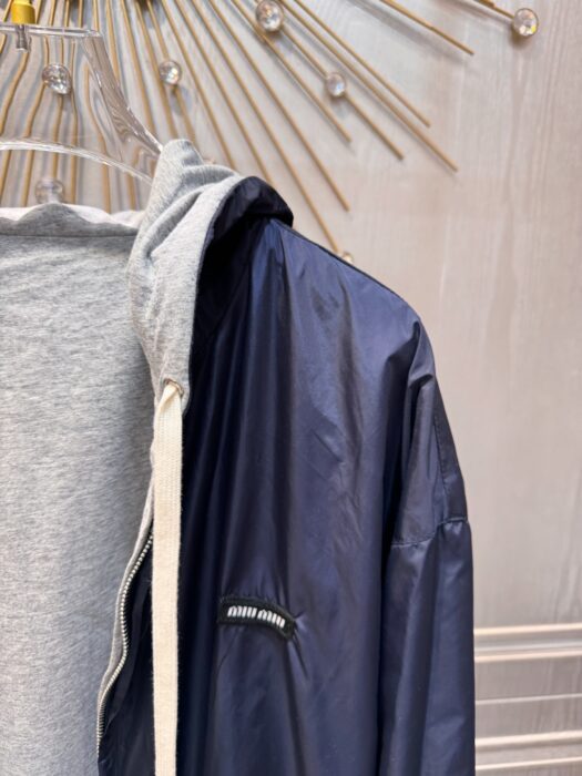 미우미우 저지 및 테크니컬 퐁제 블루종 자켓(2color) 레플리카 미러급 SA급 S급 고퀄리티 하이엔드 최상급 의류 [여성] 16