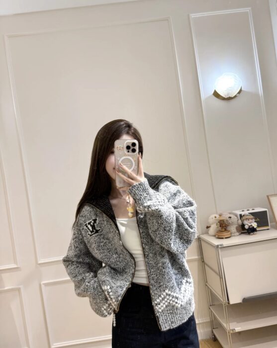 루이비통 니고 LV 지퍼 니티드 블루종 자켓 그레이 레플리카 미러급 SA급 S급 고퀄리티 하이엔드 최상급 의류 [남성여성공용] 2