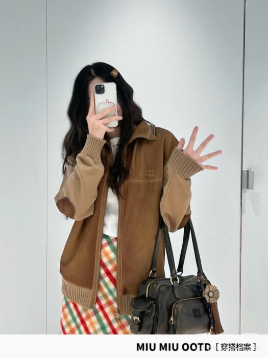 미우미우 스웨이드 니트 컷 자켓 레플리카 미러급 SA급 S급 고퀄리티 하이엔드 최상급 의류 [여성] 16