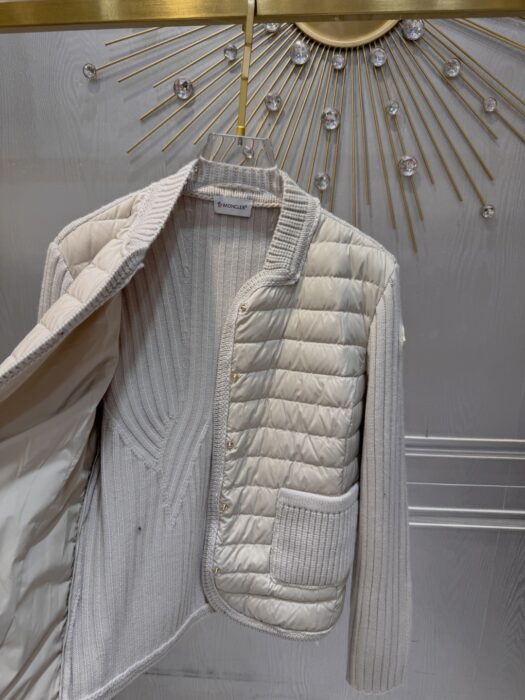 몽클레어 패딩 울 가디건(2color) 레플리카 미러급 SA급 S급 고퀄리티 하이엔드 최상급 의류 [여성] 16