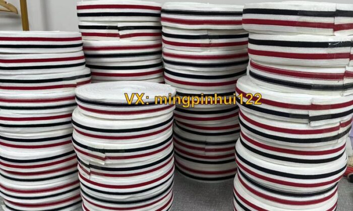 톰브라운 다크 그레이 파인 메리노 울 4-바 크루넥 풀오버 레플리카 미러급 SA급 S급 고퀄리티 하이엔드 최상급 의류 [남성여성공용] 4