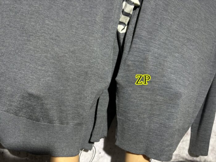 톰브라운 다크 그레이 파인 메리노 울 4-바 크루넥 풀오버 레플리카 미러급 SA급 S급 고퀄리티 하이엔드 최상급 의류 [남성여성공용] 14