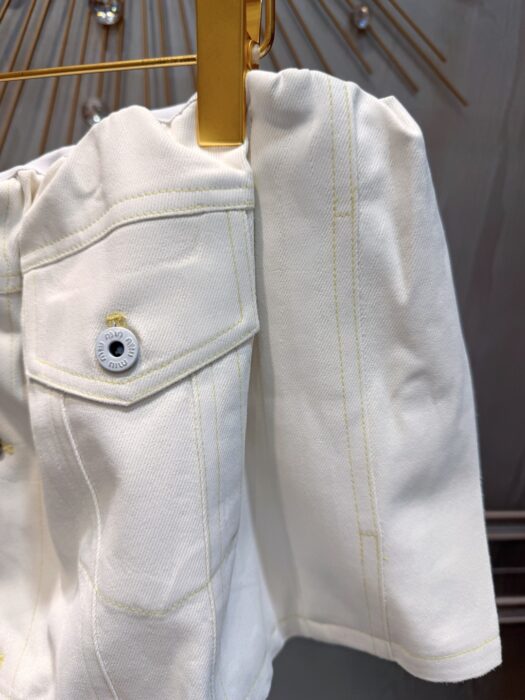 미우미우 업사이클드 데님 자켓&스커트 레플리카 미러급 SA급 S급 고퀄리티 하이엔드 최상급 의류 [여성] 12