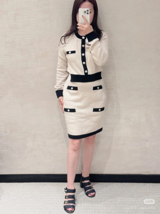 샤넬 콘트라스트 니트 스커트 레플리카 미러급 SA급 S급 고퀄리티 하이엔드 최상급 의류 [여성] 5