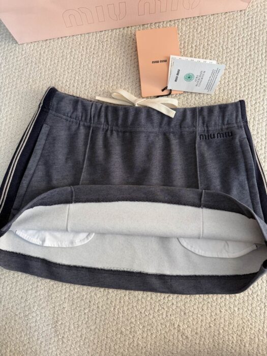 미우미우 스커트 레플리카 미러급 SA급 S급 고퀄리티 하이엔드 최상급 의류 [여성] 14