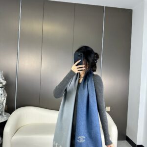 샤넬 CC로고 자수 캐시미어 양색 스카프 블루  스카프 레플리카 미러급 SA급 S급 고퀄리티 최상급 하이엔드 머플러 목도리 [남성여성공용]