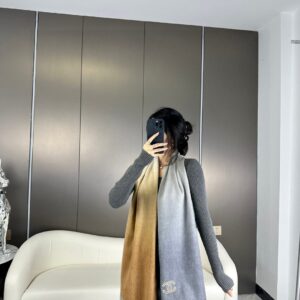 샤넬 CC로고 자수 캐시미어 양색 스카프 그레이 레플리카 미러급 SA급 S급 고퀄리티 최상급 하이엔드 머플러 목도리 [남성여성공용]