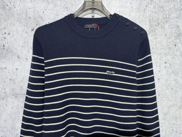 프라다 어깨 단추 스트라이프 니트 레플리카 미러급 SA급 S급 고퀄리티 하이엔드 최상급 의류 [남성여성공용] 5