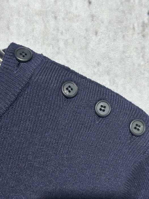 프라다 어깨 단추 스트라이프 니트 레플리카 미러급 SA급 S급 고퀄리티 하이엔드 최상급 의류 [남성여성공용] 11