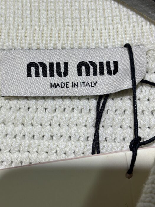 미우미우 어깨 지퍼 카라 가디건 베이지 레플리카 미러급 SA급 S급 고퀄리티 하이엔드 최상급 의류 [남성여성공용] 14