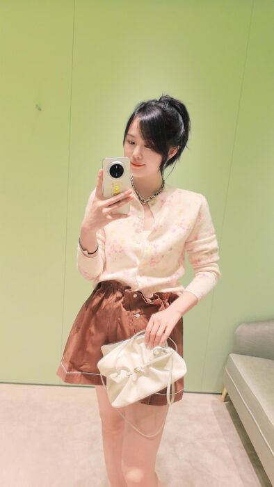 프라다 플로럴 프린트 울 가디건 레플리카 미러급 SA급 S급 고퀄리티 하이엔드 최상급 의류 [여성] 7