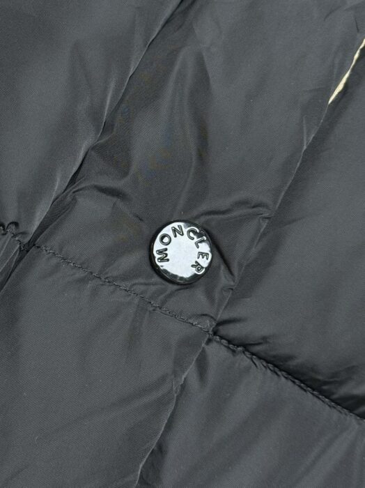 몽클레어 Agneux 스퀘어 퀼팅 후드 쇼트 다운 자켓 레플리카 미러급 SA급 S급 고퀄리티 하이엔드 최상급 의류 [여성] 17