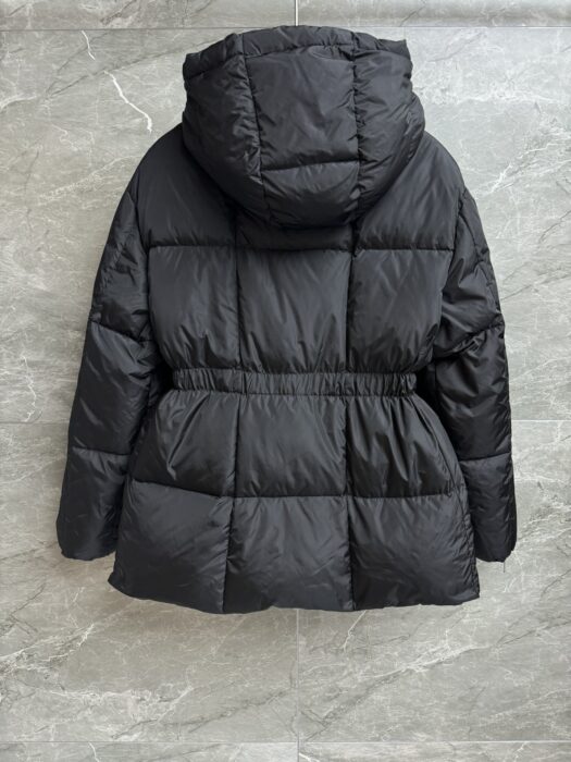 몽클레어 Agneux 스퀘어 퀼팅 후드 쇼트 다운 자켓 레플리카 미러급 SA급 S급 고퀄리티 하이엔드 최상급 의류 [여성] 18