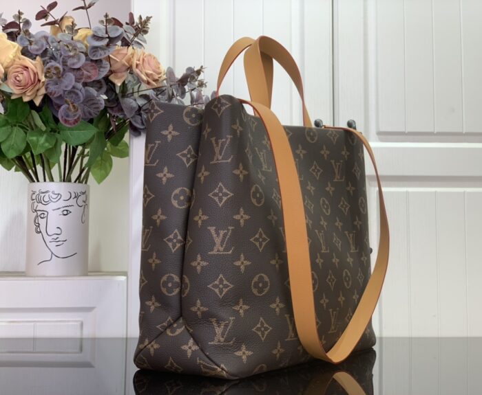 루이비통 쇼퍼백 토트백 MM M13928 브라운 모노그램 레플리카 미러급 SA급 S급 고퀄리티 최상급 하이엔드 가방 [남성여성공용] 4