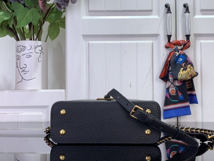 루이비통 카퓌신 미니 M25611 블랙 레플리카 미러급 SA급 S급 고퀄리티 최상급 하이엔드 핸드백 크로스백 가방 [여성] 5