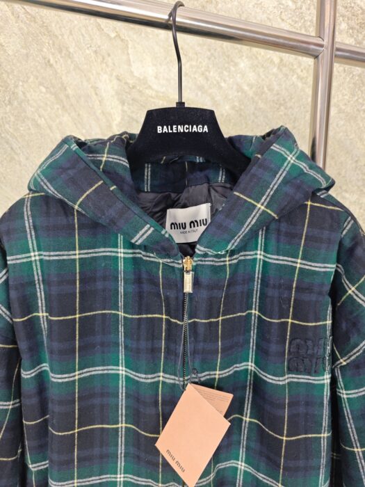미우미우 코튼 체크 후드 자켓 그린 레플리카 미러급 SA급 S급 고퀄리티 하이엔드 최상급 의류 [남성여성공용] 5