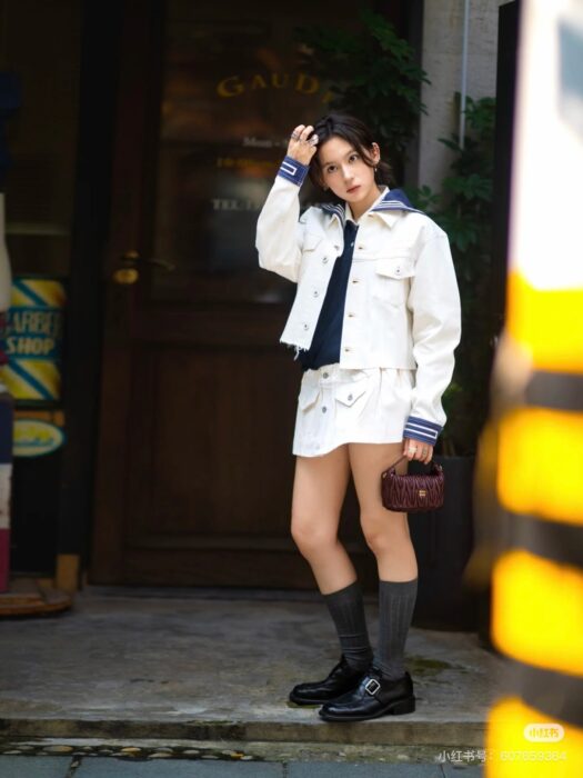 미우미우 업사이클드 데님 자켓&스커트 레플리카 미러급 SA급 S급 고퀄리티 하이엔드 최상급 의류 [여성] 19