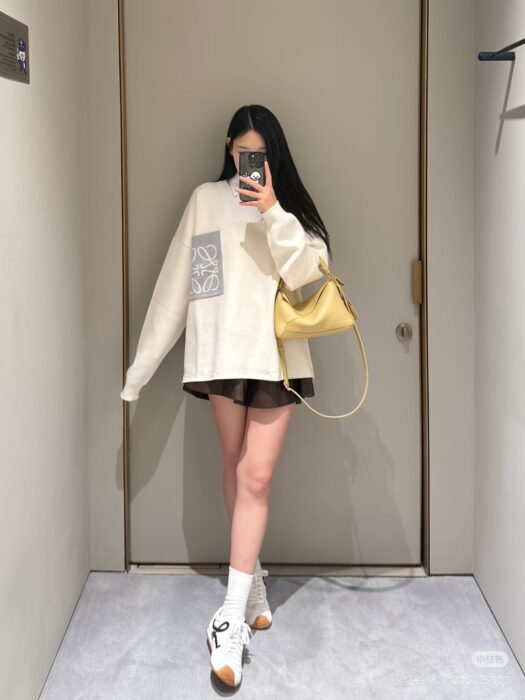 로에베 포켓 스웨트셔츠 레플리카 미러급 SA급 S급 고퀄리티 하이엔드 최상급 의류 [여성] 17