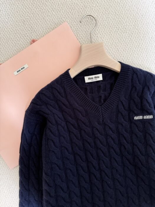 미우미우 울 스웨터 레플리카 미러급 SA급 S급 고퀄리티 하이엔드 최상급 의류 [여성] 12