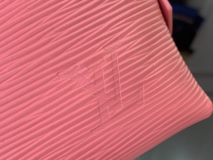 루이비통 코스메틱 파우치백 미디엄 M15198 핑크 레플리카 미러급 SA급 S급 고퀄리티 최상급 하이엔드 가방 [여성] 8