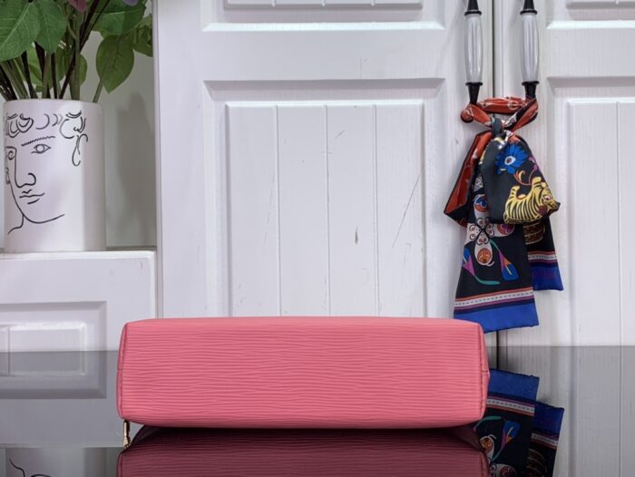 루이비통 코스메틱 파우치백 미디엄 M15198 핑크 레플리카 미러급 SA급 S급 고퀄리티 최상급 하이엔드 가방 [여성] 5