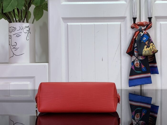 루이비통 코스메틱 파우치벡 PM M15198 레드 레플리카 미러급 SA급 S급 고퀄리티 최상급 하이엔드 가방 [여성] 5