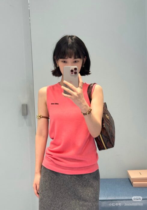 미우미우 캐시미어와 실크 크루넥 니트 탑(2color) 레플리카 미러급 SA급 S급 고퀄리티 하이엔드 최상급 의류 [여성] 20