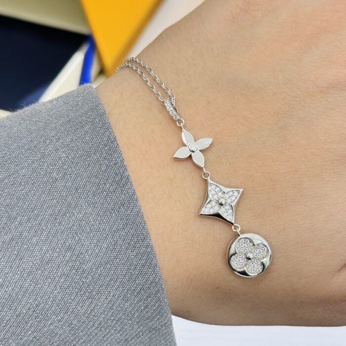 루이비통 플라워 펜던트 목걸이 실버 레플리카 미러급 SA급 S급 고퀄리티 최상급 하이엔드 [여성] 7