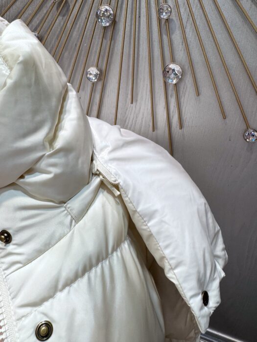 몽클레어 Litte 스퀘어 퀼팅 후드 롱 다운 자켓(2color) 레플리카 미러급 SA급 S급 고퀄리티 하이엔드 최상급 의류 [여성] 8