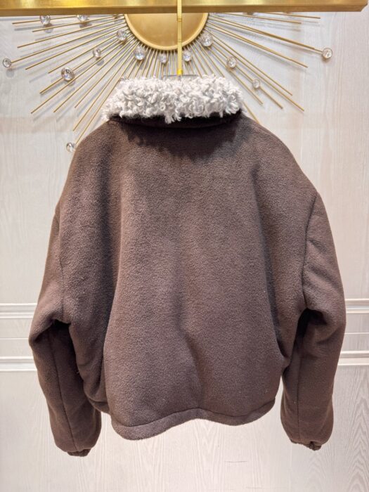 미우미우 플리스 다운 자켓 레플리카 미러급 SA급 S급 고퀄리티 하이엔드 최상급 의류 [여성] 3