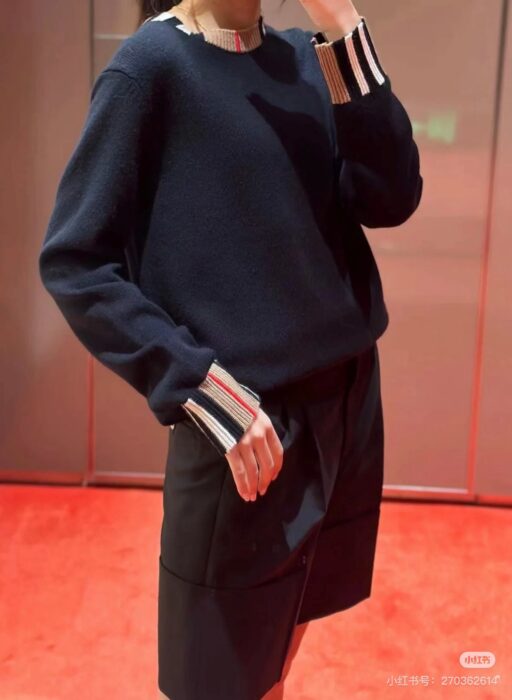 버버리 체크 이음 단색 니트 블랙 레플리카 미러급 SA급 S급 고퀄리티 하이엔드 최상급 의류 [남성여성공용]